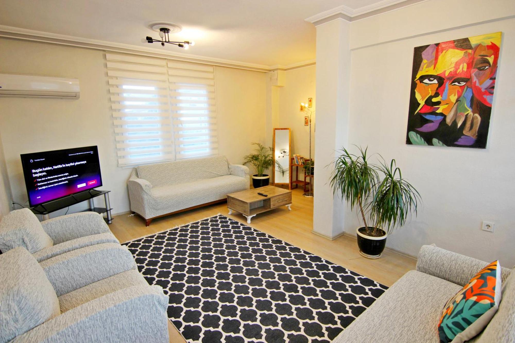 Central Spacious 2BR Apartment Fethiye Exterior foto